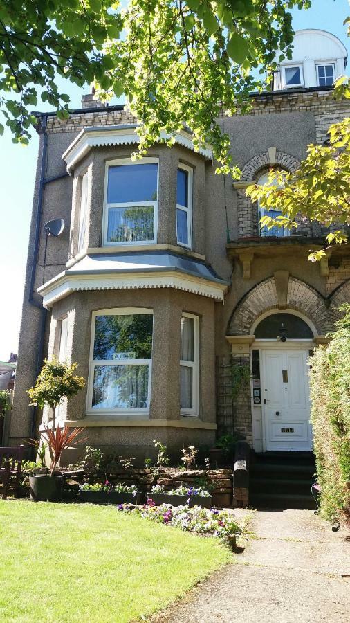 Barrie Guest House Barrow-in-Furness Εξωτερικό φωτογραφία